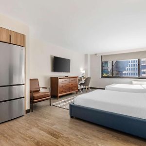 Quadruple Room Two Queen Beds Disability Access or Non Smoking